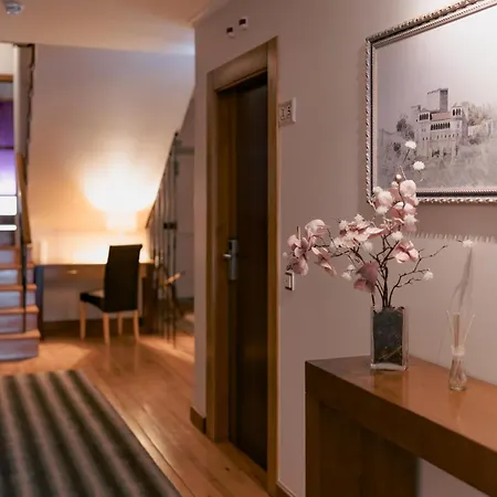 מלון Casa Da Nora 3*